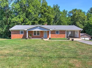 5953 Timberwood Trl, Kernersville, NC 27284
