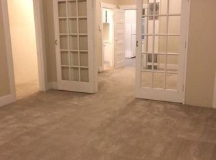 1052 N 36th St #2, Seattle, WA 98103