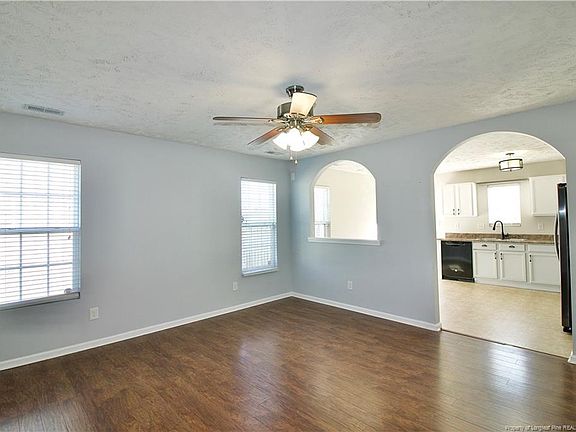 4th image of 2229 Sir Michael Dr