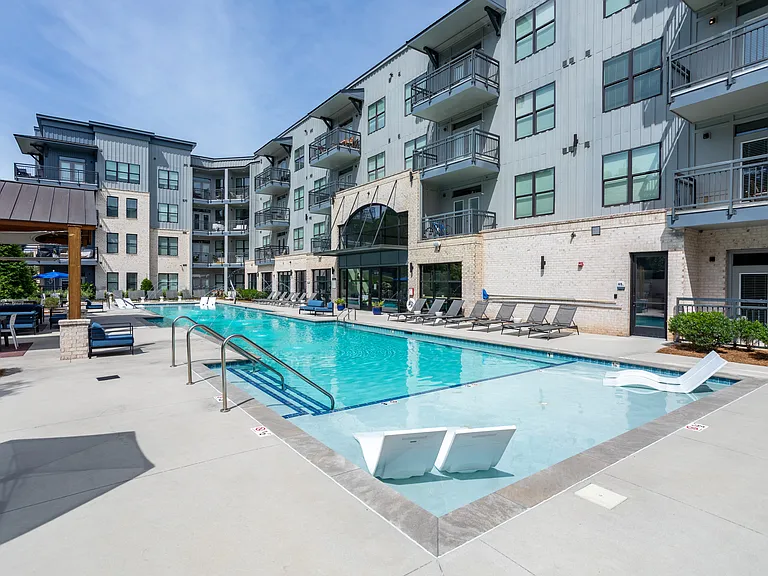 One Riverside Apartments — Photo 8