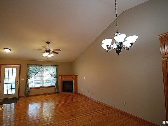 2nd image of 205 Marvin Ct #14