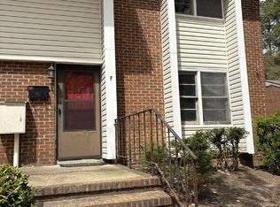 571 Winding Creek Rd APT F, Fayetteville, NC 28305