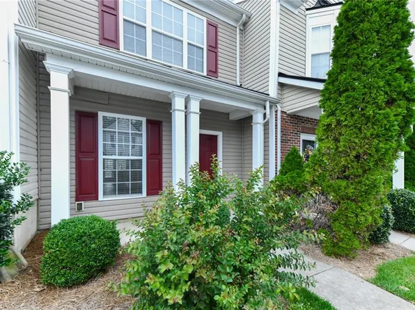 4006 Tarrant Trace Cir, High Point, NC 27265