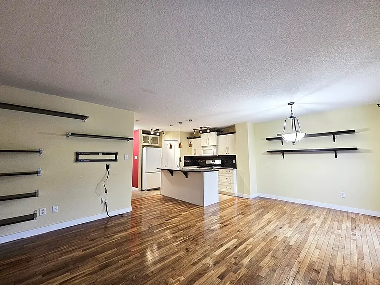 1383 Rutherford Rd SW — Photo 30