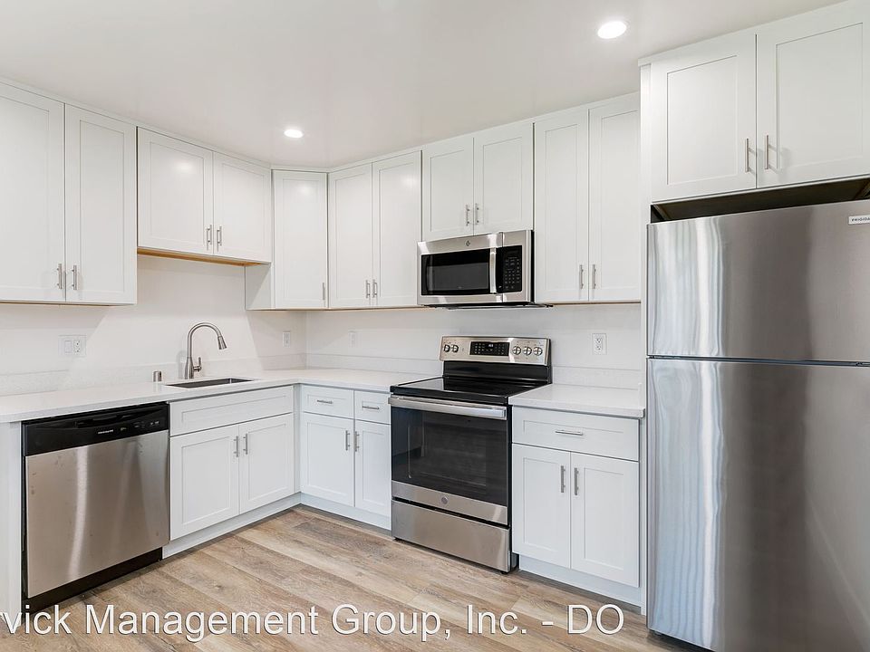 1st image of 1001 Broadway St APT 26