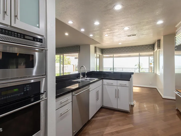 1212 Arno Dr — Photo 17