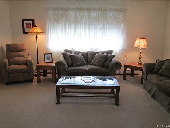 5th image of 45 Castle Harbor Dr