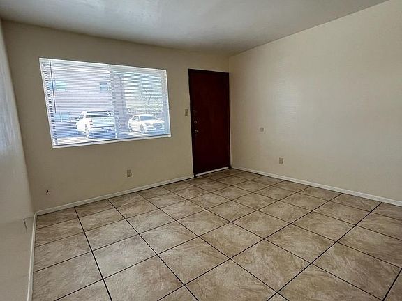 5th image of 433 Louisiana Blvd SE #2