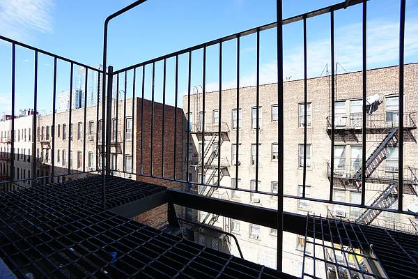 Rented by Rennit Inc. | media 23