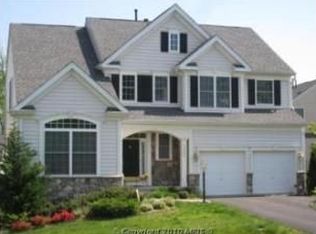 8534 Brickshire Ln, Manassas, VA 20112
