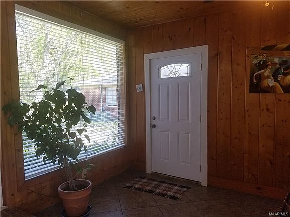 5th image of 4152 Camellia Dr