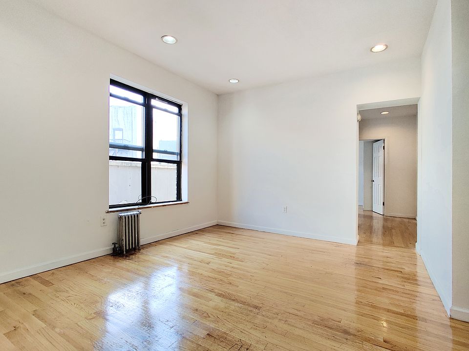 1st image of 214 1st Ave APT 19