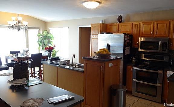 4th image of 28735 Sugar Island Ct