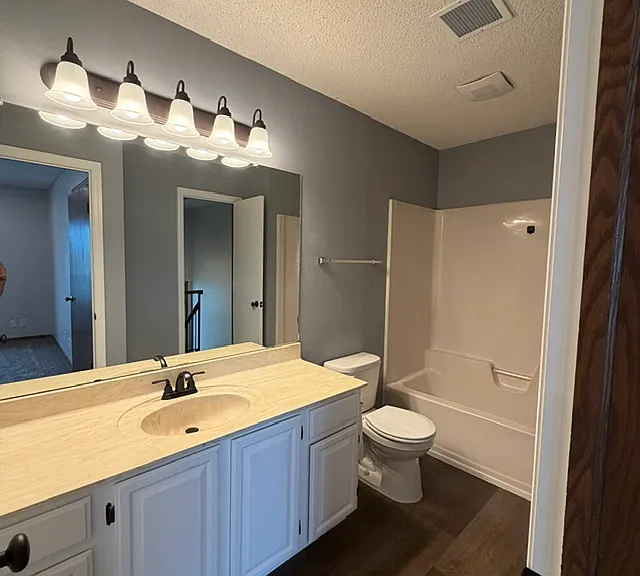 1007 N Lakewind St — Photo 26