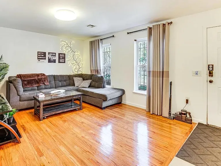 533 Martin Luther King Jr Dr #A — Photo 4