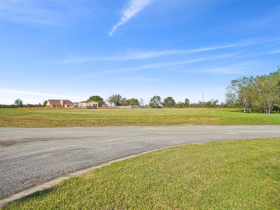 5th image of 4918 Brazos Lakes Dr