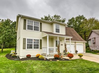 1009 Mountain View Ct, Grain Valley, MO 64029