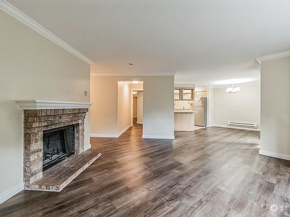 4th image of 23410 18th Avenue S #C102
