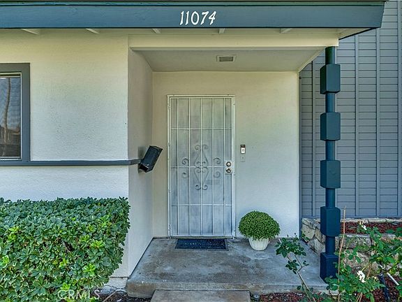 3rd image of 11074 Kibbins Cir