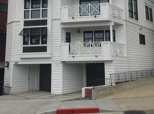 120 Manhattan Ave #B, Hermosa Beach, CA 90254