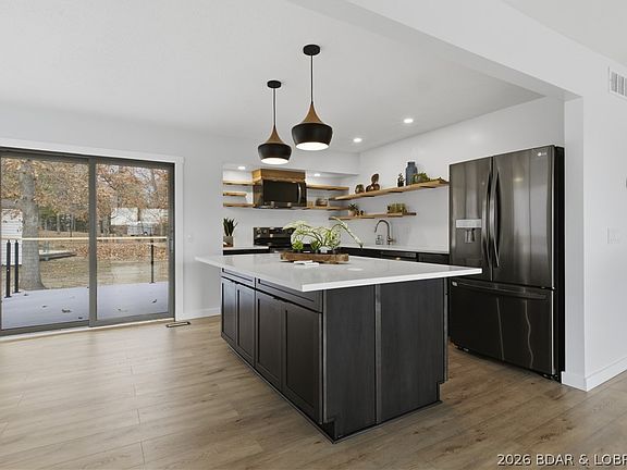 5th image of 4643 Wyrick Dr