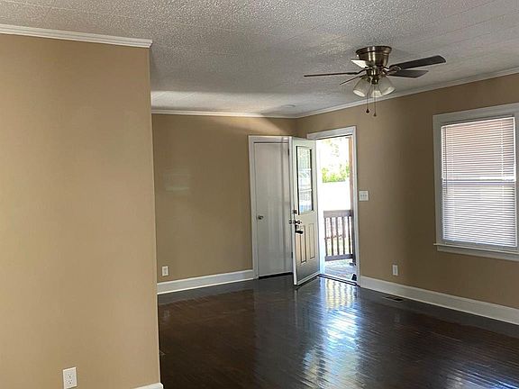 5th image of 317 E 4th Ave