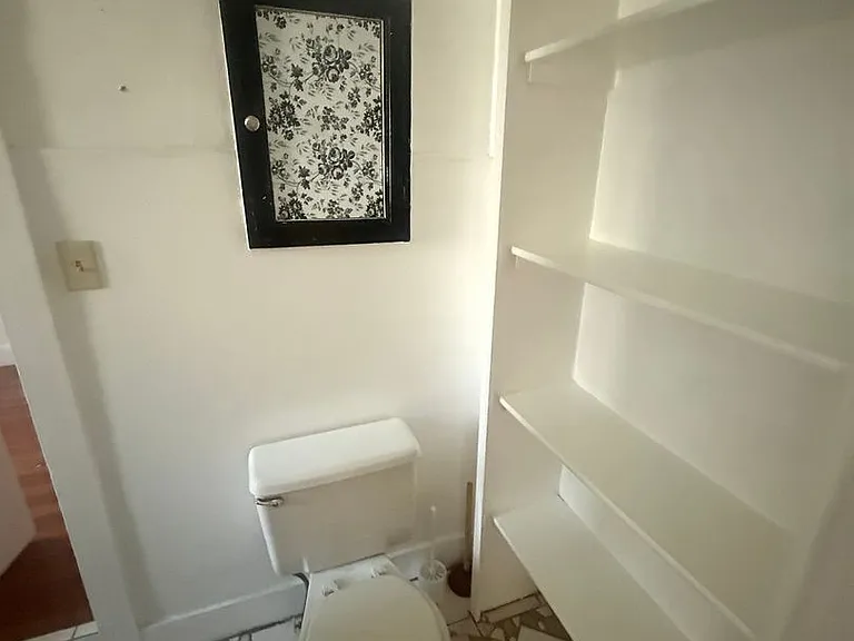 816 Meeker St — Photo 5