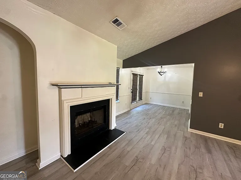 2958 Stone Creek Dr — Photo 6