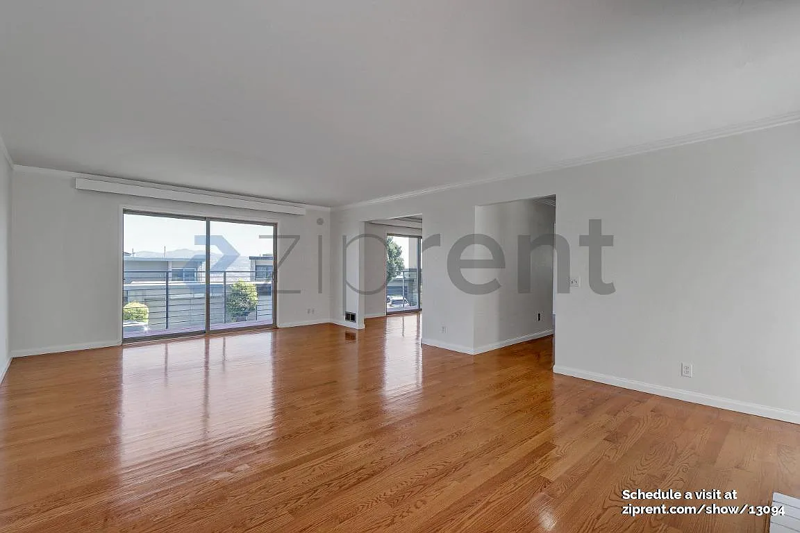 4 bed, 3.5 bath, 2340 sqft, $10,495 — Photo 4