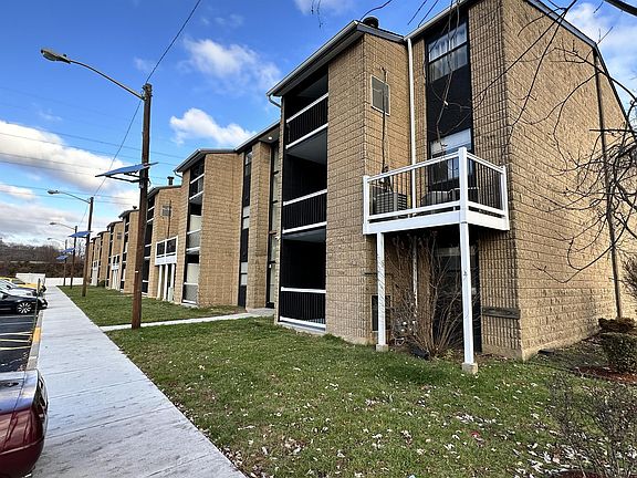 4th image of 300 Broadway APT D-8
