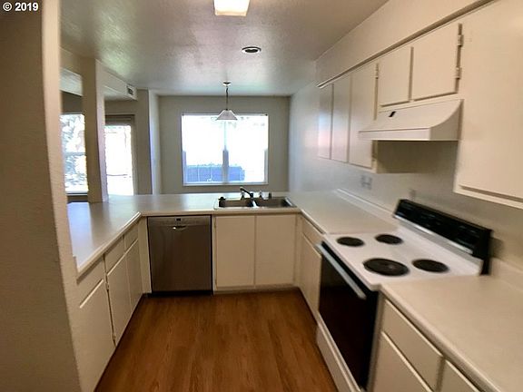 5th image of 4701 NE 77th Ave APT 38J