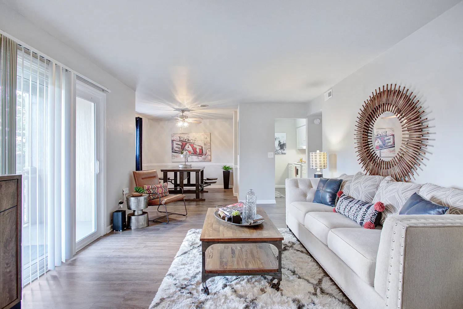 Lincoya Bay Apartments and Townhomes — Photo 4