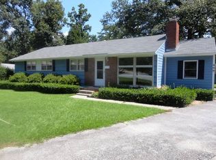 409 Hickory Ct, Jacksonville, NC 28540