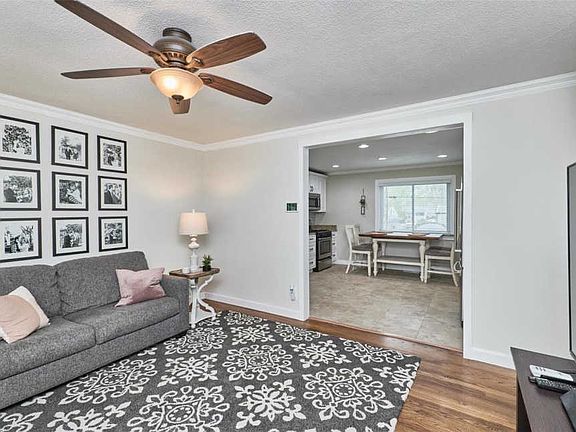 4th image of 2857 Sugar Tree Ln