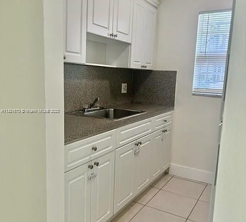 4th image of 4163 SW 67th Ave APT 111C