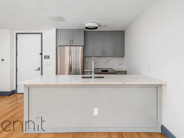 293 Herkimer St #PENTHOUSE — Photo 6