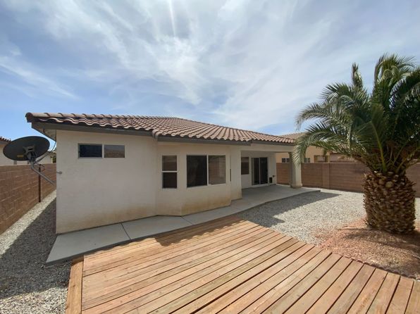 5406 Carrara Pointe St, Pahrump, NV 89061