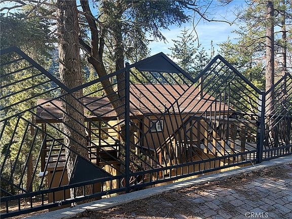 2nd image of 6302 Spruce Ave