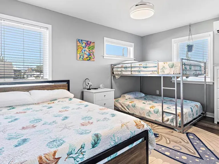 110 N Ensign Dr — Photo 18