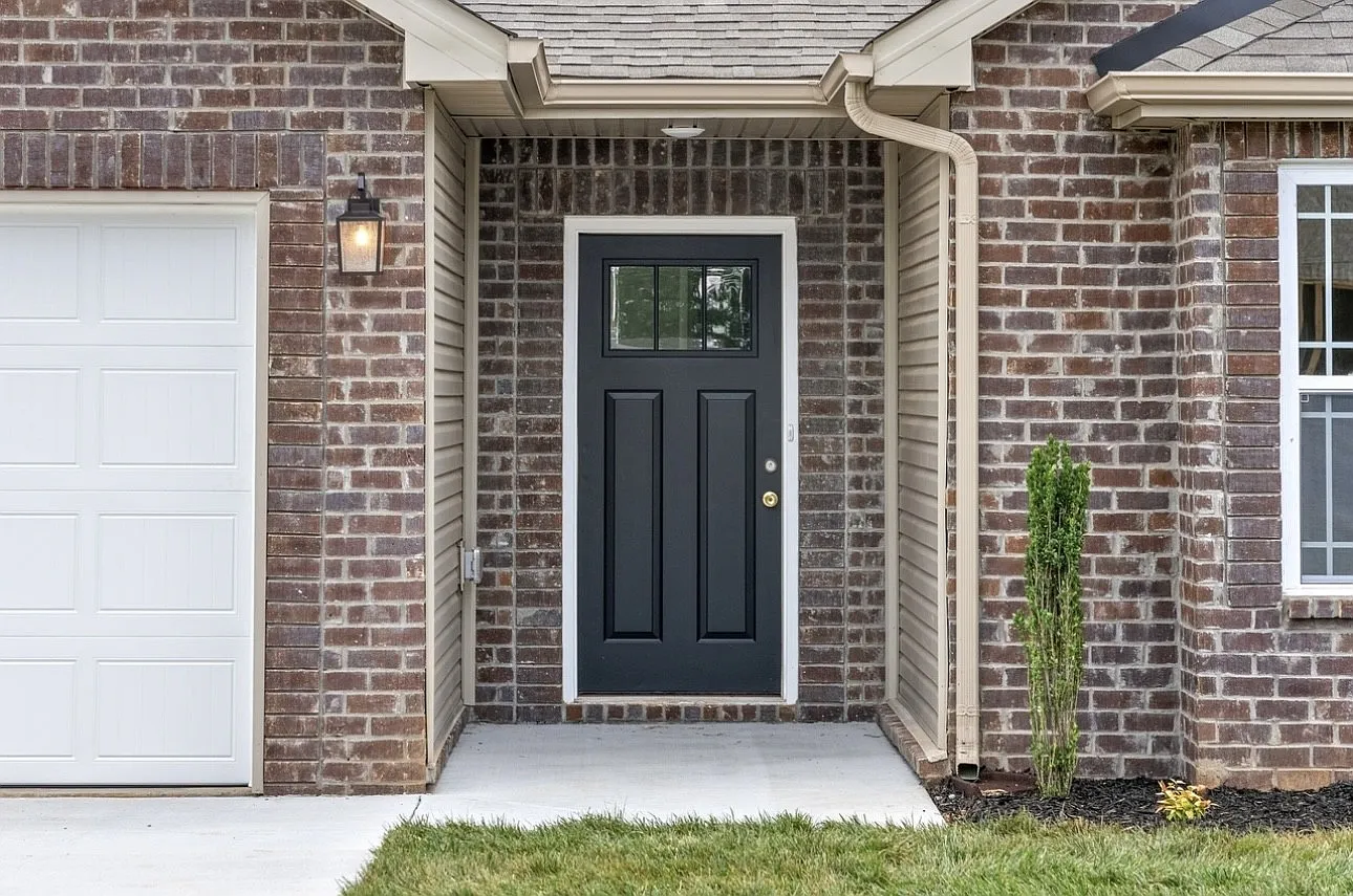 1360 Harmon Lane - 1 — Photo 3