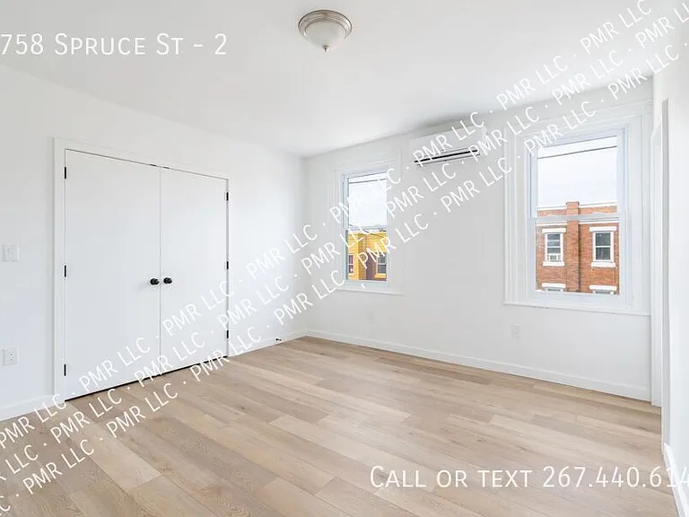 5758 Spruce St #2 — Photo 13