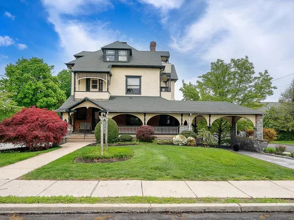61 Cassatt Ave, Berwyn, PA 19312