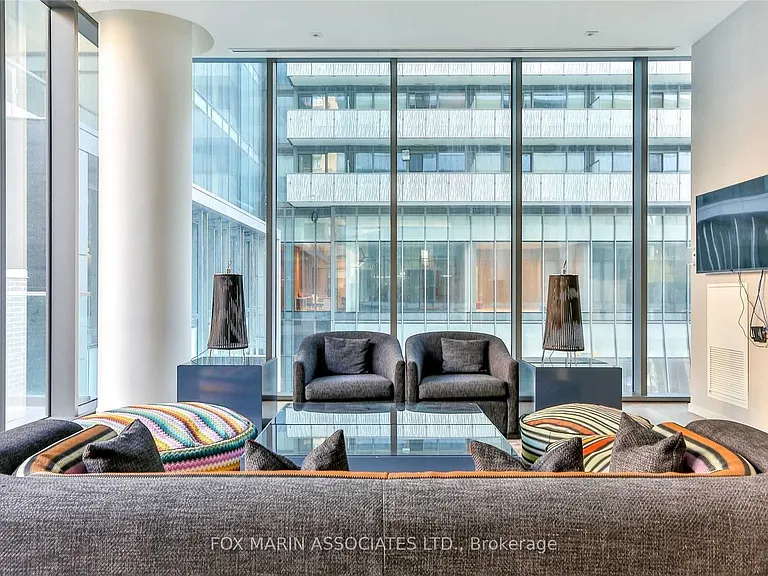 42 Charles St E #2108 — Photo 19