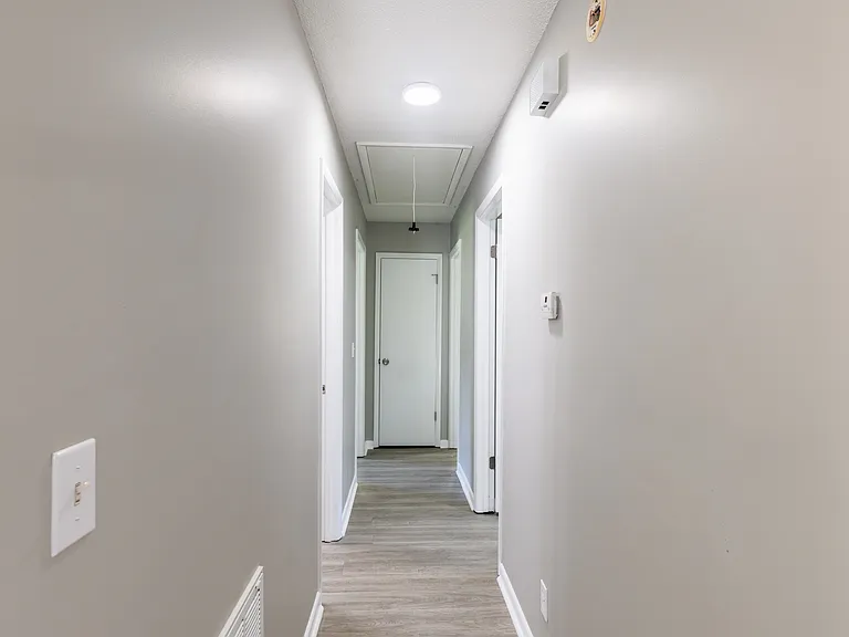 504 Heritage Dr — Photo 16