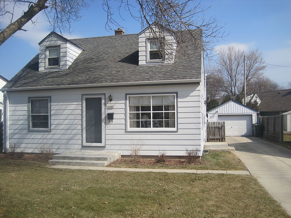 1st image of 9030 W Auer Ave