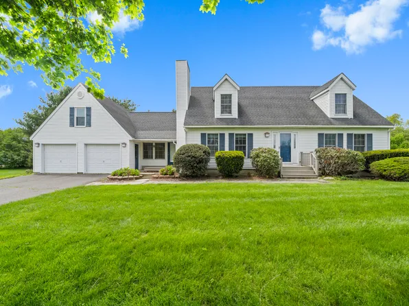3 Eastwood Drive, Granby, CT 06060