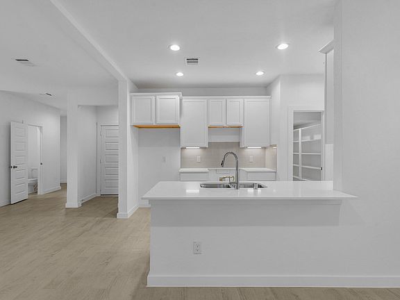 2nd image of 6411 Old Cypress Landing Ln
