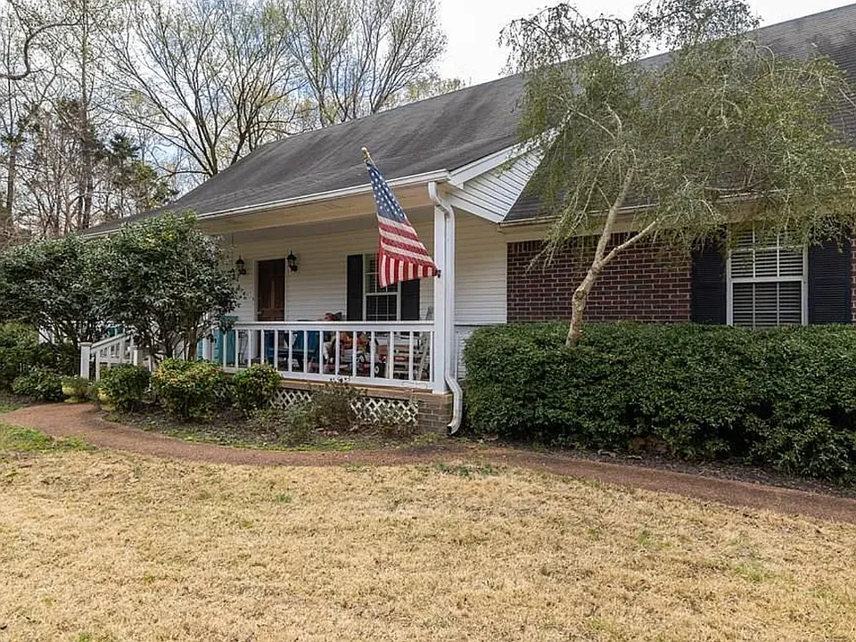 501 Pinecliff Cv