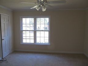 4th image of 5621 Springwood Dr