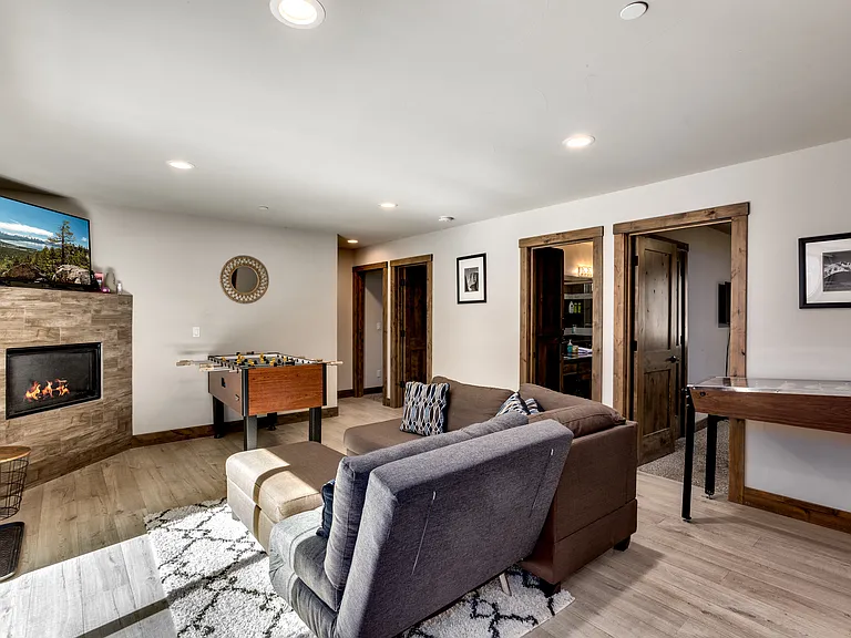2425 Marshall Trl — Photo 13
